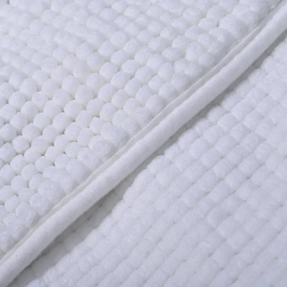 Chenille Bathmat Off White